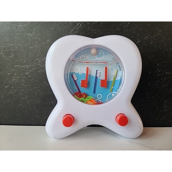 Smile Makers Toothwater Game - Picture 2 of 10